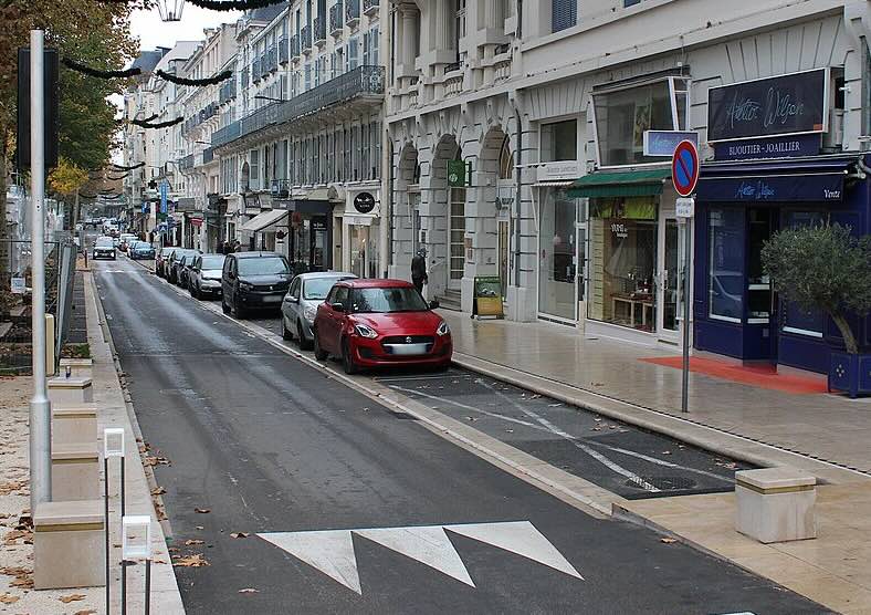 place-de-livraison-sur-borne-d-arr-t-minute